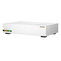 QNAP QHora-322: 2.5/10G high speed QuWAN VPN router 6 x 2.5GbE RJ45 + 3 x 10GbE RJ45 QHora-322 QNAP