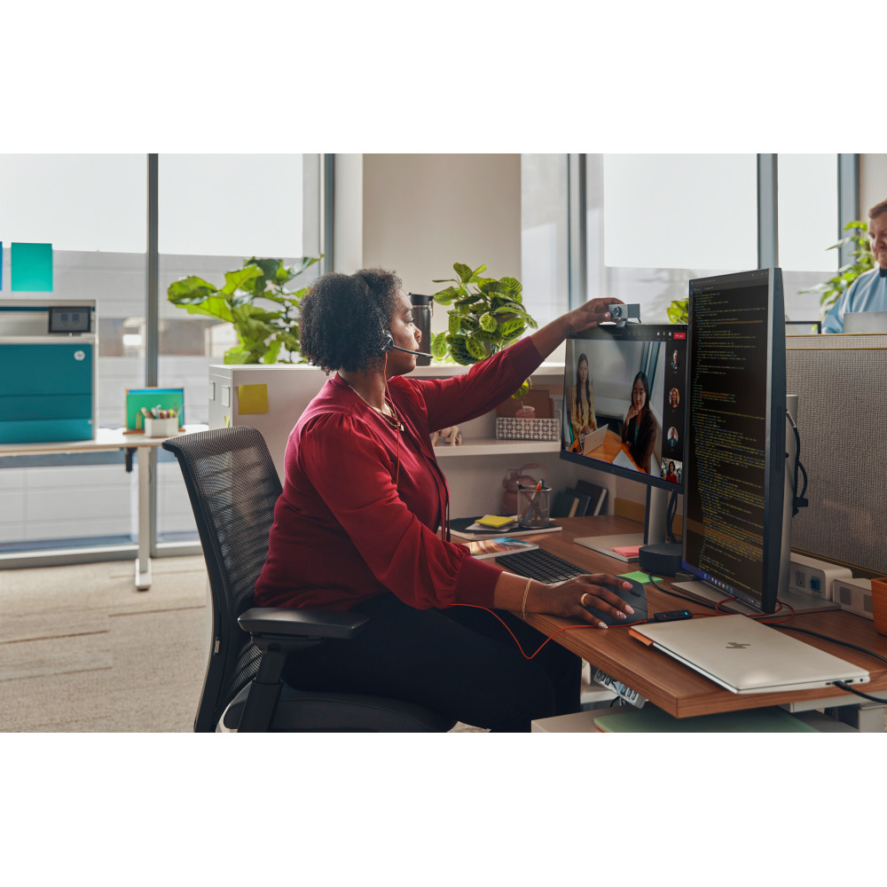 HP Poly Cuffie stereo Poly Blackwire 3325 con connettore USB-C, certificate per Microsoft Teams + spina da 3,5 mm + adattatore U