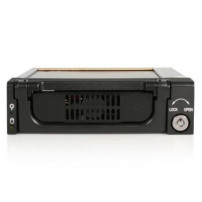 StarTech.com Cassetto rack portatile per disco rigido SATA da 5,25″ - robusto - in alluminio e di colore nero - 13,3 cm (5.25″)
