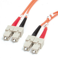 StarTech.com 2m SC/SC (UPC) OM1 Multimodo Cavo Fibroso Patch, 10Gbps - Cavi di rete - SC multi-modalit├á (M)