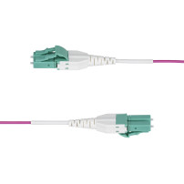 StarTech.com 10m (33ft) LC/LC (UPC) OM4 Multimode Fiber Optic Cable, OFNR - Patch-Kabel - ├¿ stata ripetuta per mancanza di un t