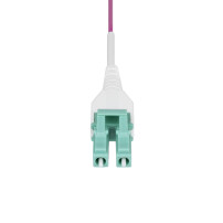 StarTech.com 30m (98.4ft) LC/LC (UPC) OM4 Multimode Fiber Optic Cable - Patch-Kabel - ├¿ stata ripetuta per mancanza di un testo