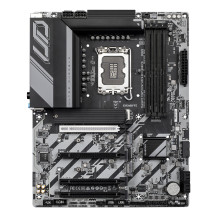 GIGABYTE Z890 UD WIFI6E Scheda Madre - Supporta CPU Intel Core Ultra (Serie 2), VRM a 12+1+2 fasi, fino a 8800MHz DDR5 (OC), 1xP