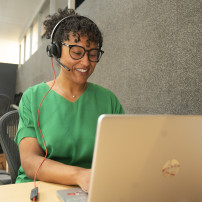 HP Poly Cuffie stereo Poly Blackwire 8225 con connettore USB-C, certificate per Microsoft Teams + adattatore USB-C/A