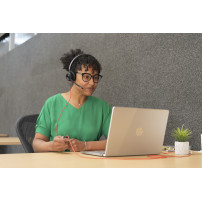 HP Poly Cuffie stereo Poly Blackwire 8225 con connettore USB-C, certificate per Microsoft Teams + adattatore USB-C/A