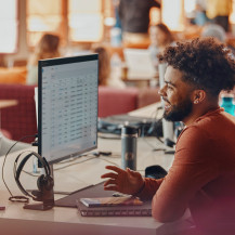 HP Poly Voyager Focus 2 Microsoft Teams Certified USB-C-C Headset +USB-C/A Adapter +Charging Stand