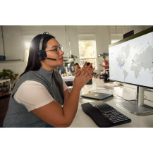 HP Poly Voyager Focus 2 Microsoft Teams Certified USB-C-C Headset +USB-C/A Adapter +Charging Stand