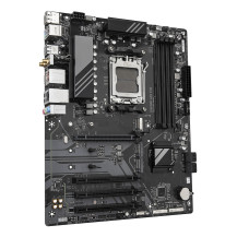 GIGABYTE B650 UD AX Scheda Madre - Supporta CPU AMD Ryzen Serie 9000, VRM a 6+2+2 fasi, fino a 7600MHz DDR5 (OC), 1x PCIe 5.0 + 