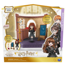 Wizarding World , Set Classe di Incantesimi Harry Potter con bambola esclusiva Hermione Granger e accessori - dai 5 anni