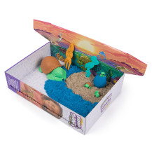 Kinetic Sand , Project Planet, Spiaggia delle tartarughe con 396 g di sabbia da gioco, attrezzi e formine, materiali sostenibili