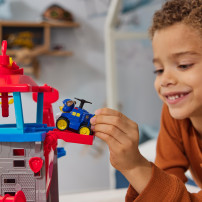 PAW Patrol Air Rescue, Set di gioco Pup Squad Aeroporto di Adventure Bay con Veicolo Giocattolo di Chase e Lanciatore di Veicoli