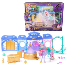 Unicorn Academy, Starglow Fountain & Stable Playset con Wildstar, luci e suoni, 24 accessori, bambole e unicorni giocattolo per 